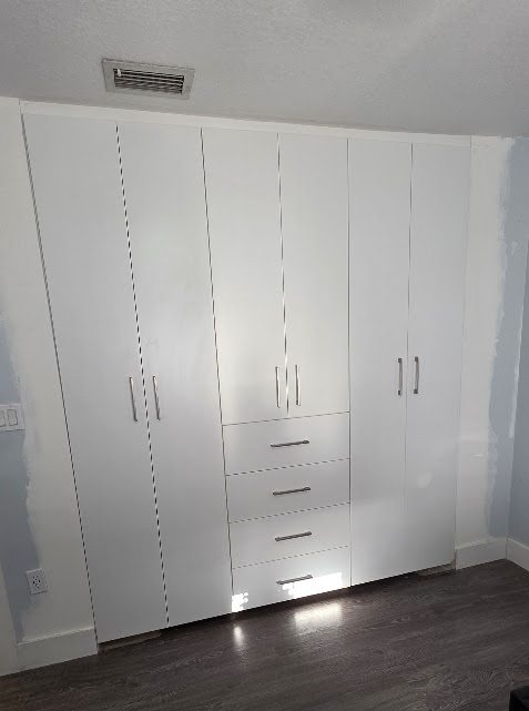 White Built-In Wardrobe
