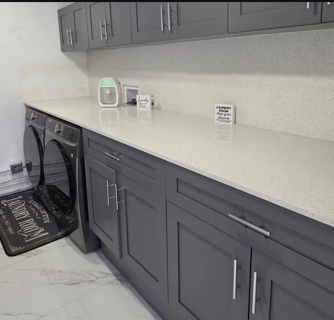 Charcoal Shaker Laundry